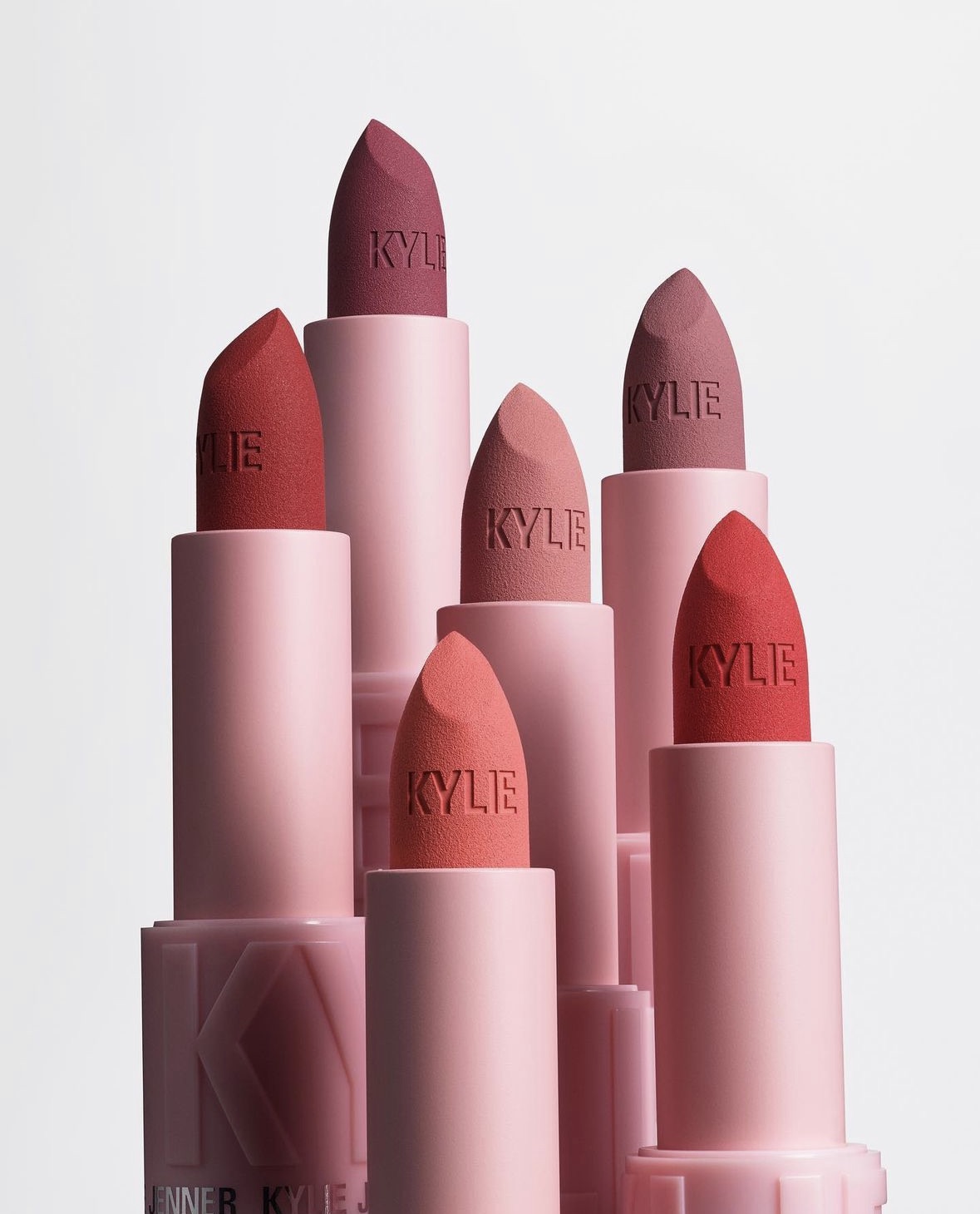 Kylie Cosmetics Matte & Crème Lipstick primary packaging — Kylie Cosmetics