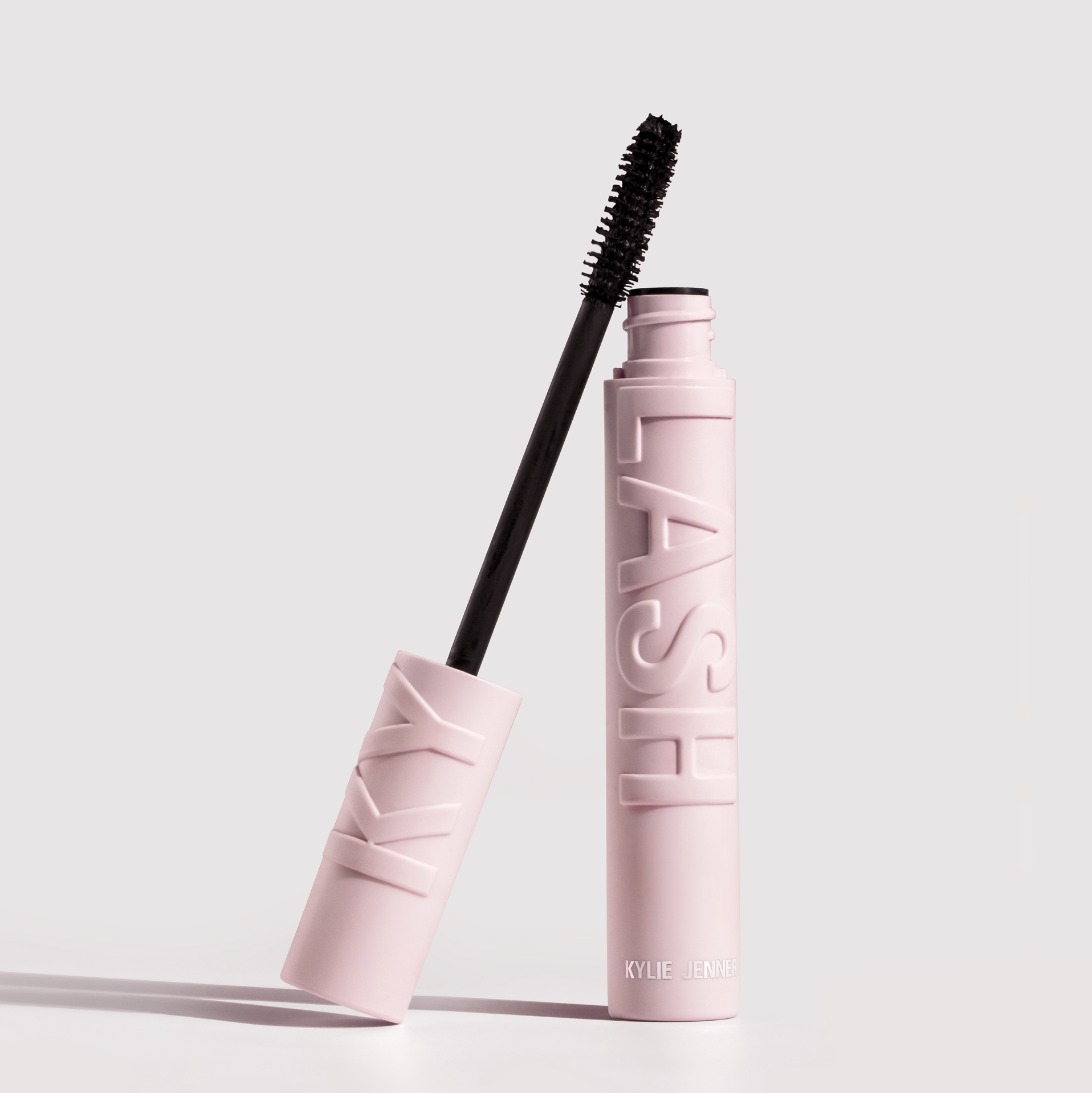 Kylie Cosmetics Kylash Volume Mascara packaging